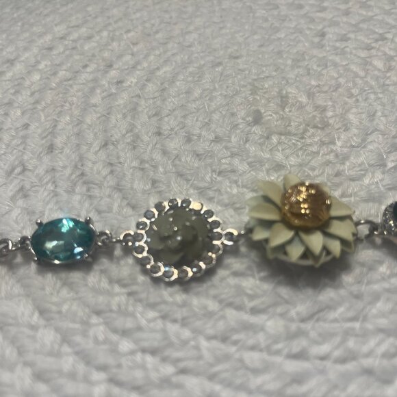 Spring DAISY, RHINESTONE & EMERALD Handmade Silver Bracelet Size 7 1/2" #94D - Picture 3 of 3